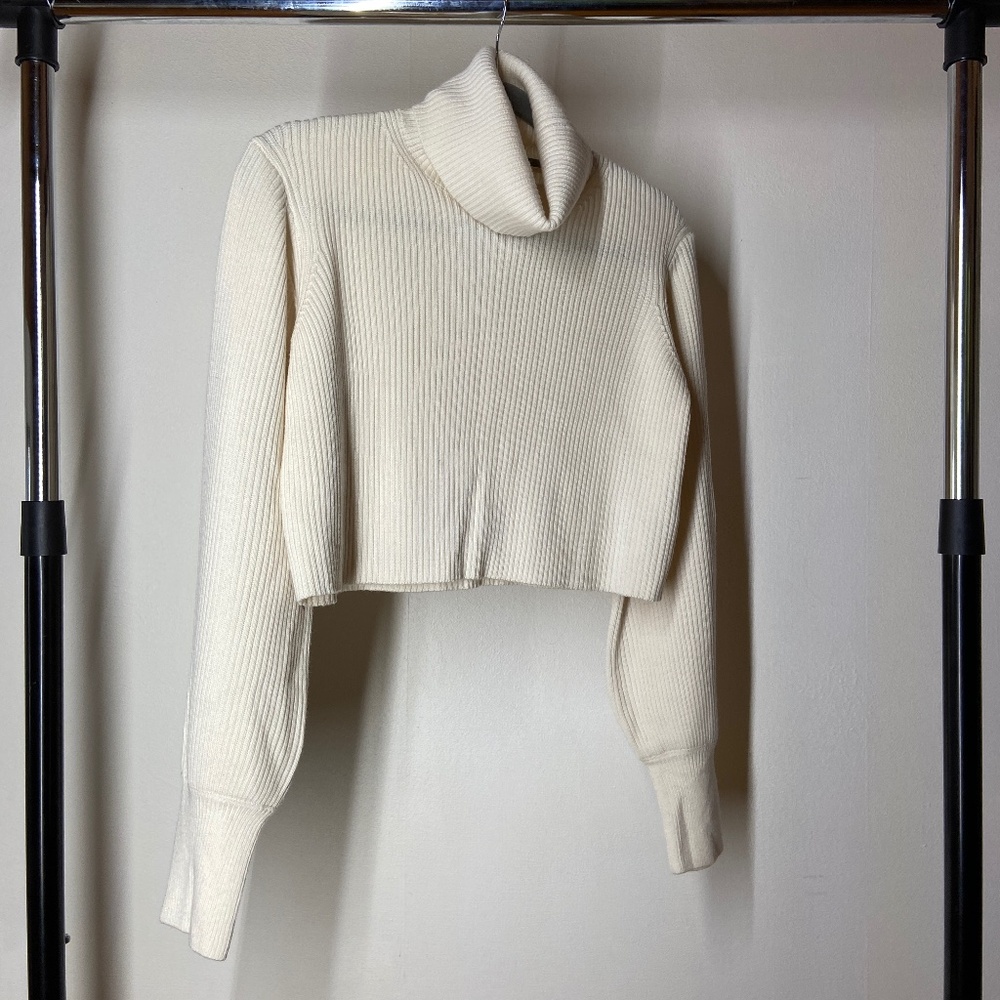 Wilfred (Aritzia) Cream Cropped Turtleneck Ribbed Sweater -Size S